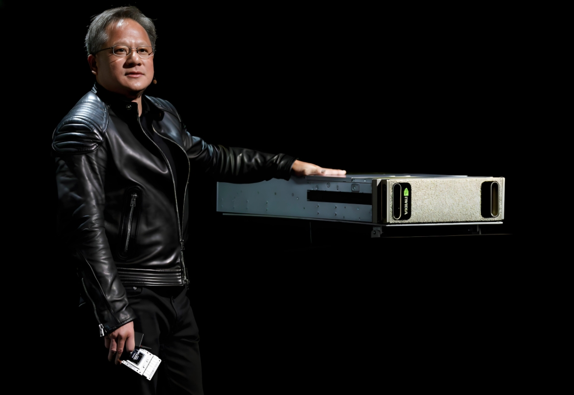英伟达黄仁勋：每个人都将拥有 AI 助手