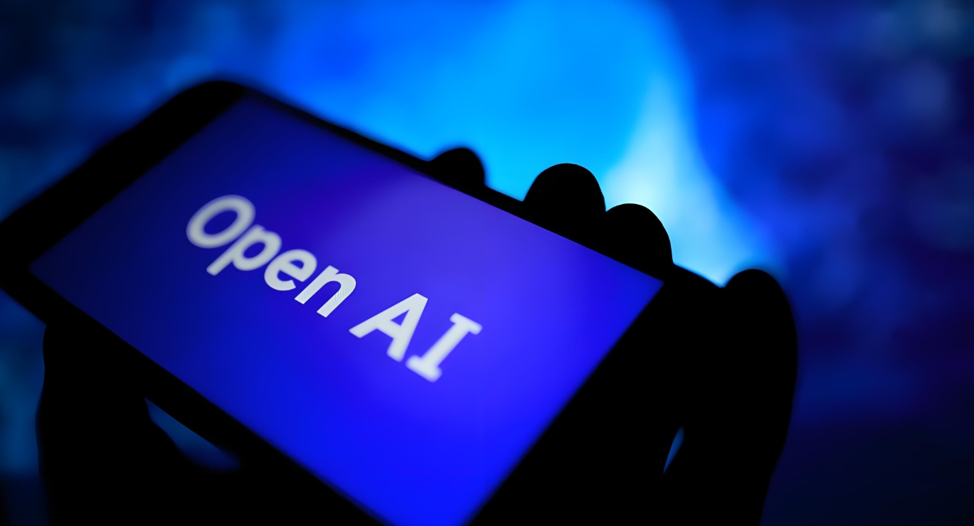 全球 AI 狂飙，我们应该拉手刹还是踩油门